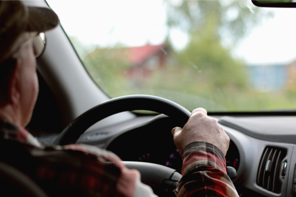 600x400px Just Drive + Erenting posts (20) Alt Renovar carnet de conducir jubilados