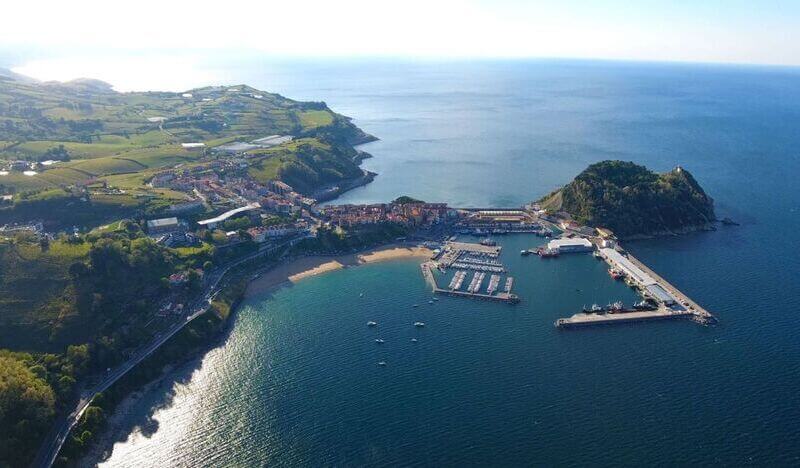 vista-aerea-getaria-costa-guipuzcoana Guetaria, pueblo bonito cerca de San Sebastián